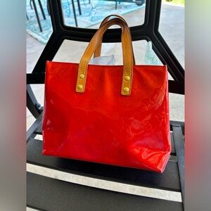 Pre loved LOUIS VUITTON Monogram Vernis Reade PM Handbag